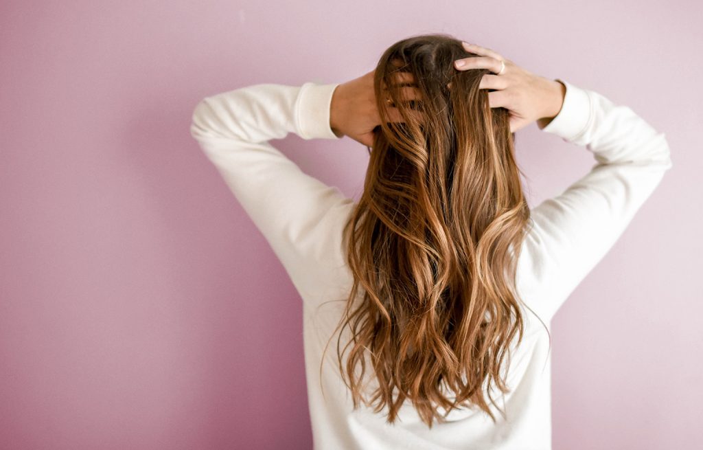 Hoe vaak kapper met lang haar?